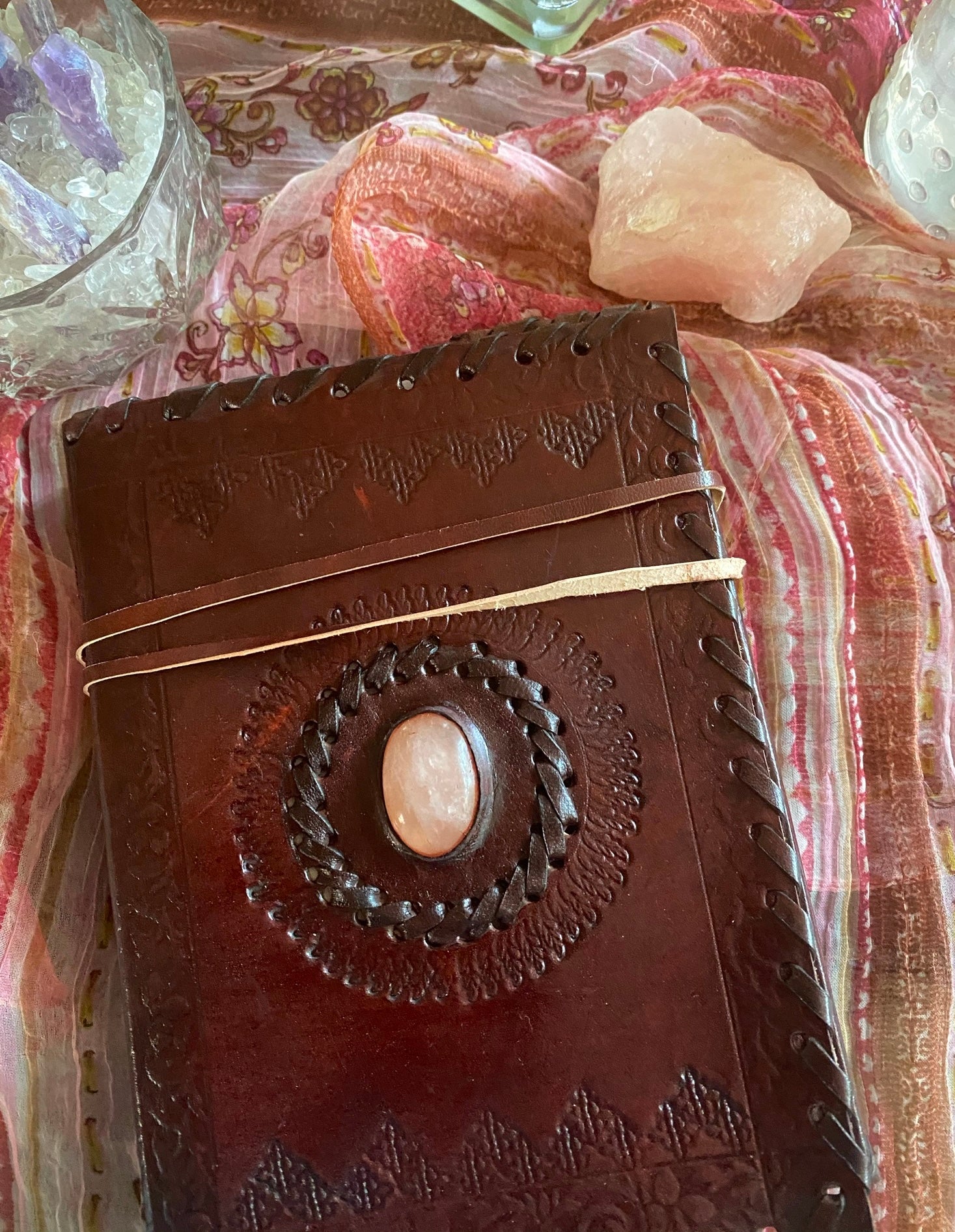 Rose Quartz Embossed Leather Journal – A Ritual of Self-Love, Healing & Sacred Reflection